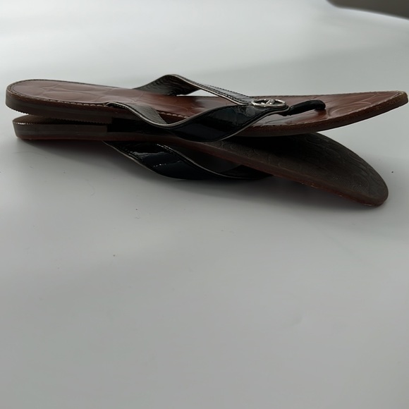 Coach Deney Black Patent Leather Flats Thong Sandals Sz:7.5 B - Picture 3 of 8